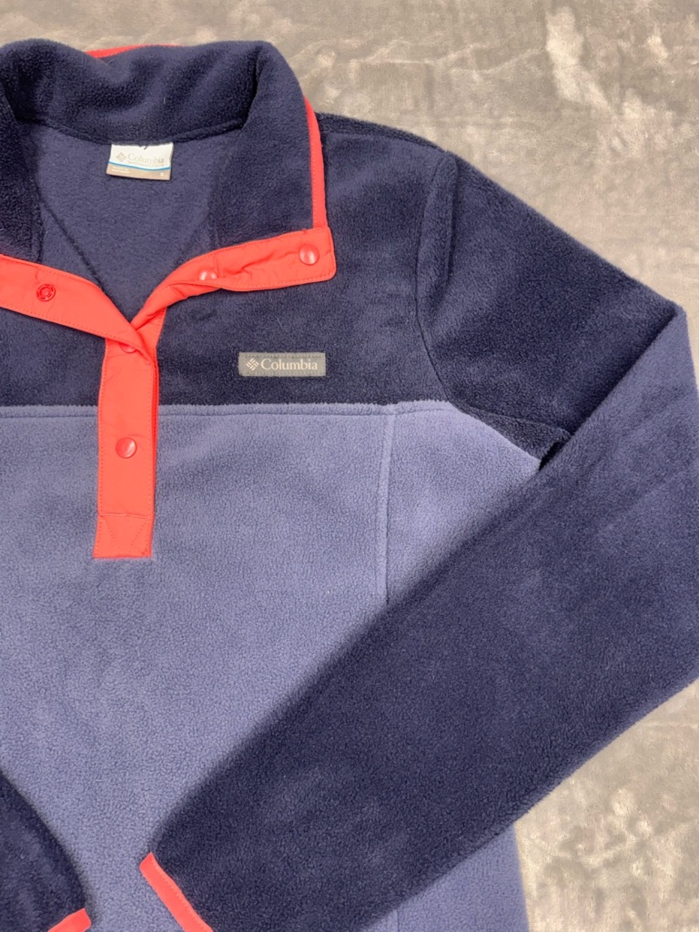 Columbia Women's Navy and salmon Fleece pullover - Picture 2 of 6